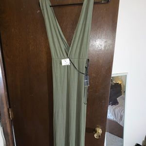 Green maxi dress